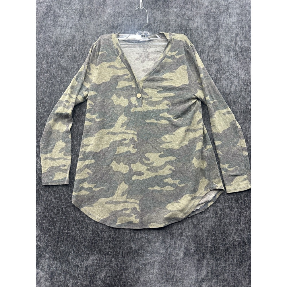 Bombom Henley Top Womens‎ Medium Gray Camouflage Stretch Outdoor Made In The USA